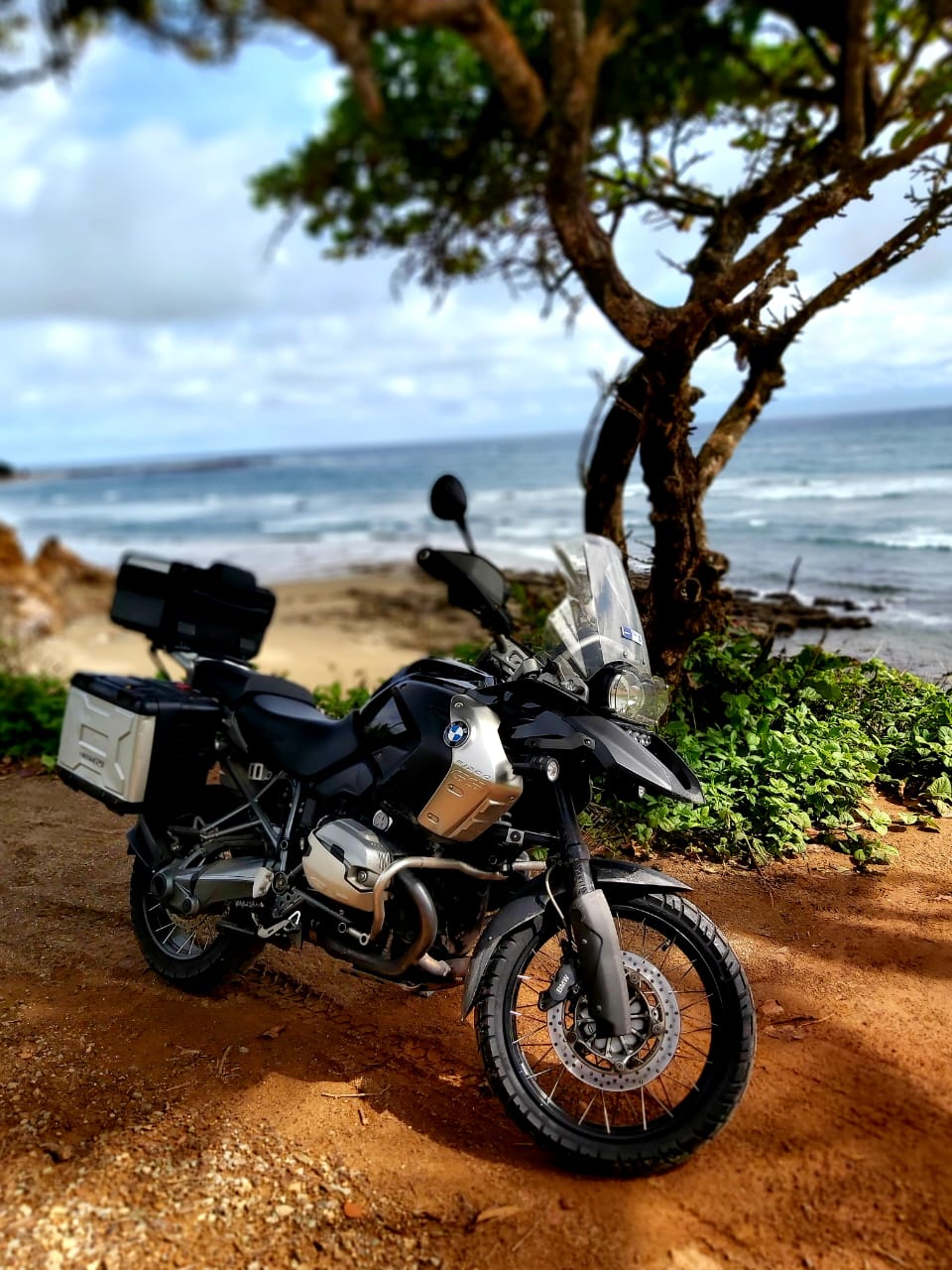 Moto BMW Triple Black 1200GS, 2012, 37000kms. Venta o trade in por GS 1200 año 2018 a 2020 1 Hermosa BMW Triple Black 2012, GS 1200