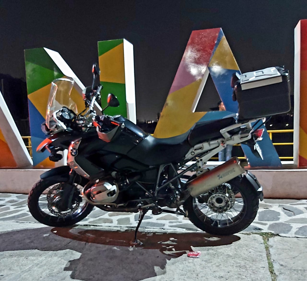 Moto BMW Triple Black 1200GS, 2012, 37000kms. Venta o trade in por GS 1200 año 2018 a 2020 2 Moto BMW Triple Black 1200GS, 2012, 37000kms. Venta o trade in por GS 1200 año 2018 a 2020 - Imagen 2